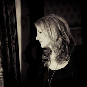 Claire Lynch